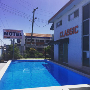 Отель Classic Motel  Серферс-Парадайс